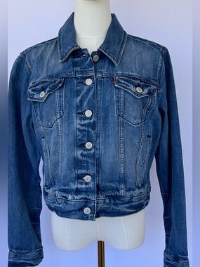 Levi’s Women’s Denim Trucker Jacket Button Front Medium Wash Size XL